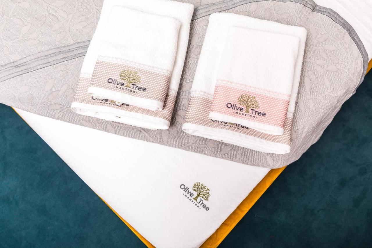 Appartamento Olive Tree Mansion Vir Esterno foto