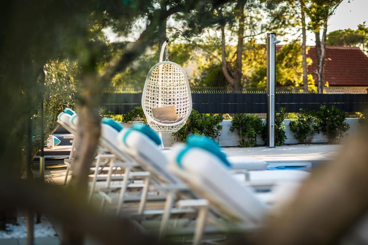 Appartamento Olive Tree Mansion Vir Esterno foto