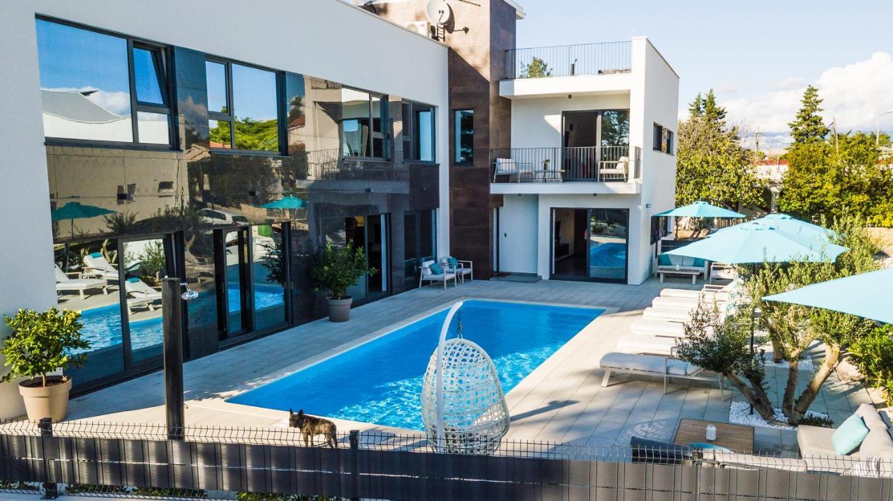 Appartamento Olive Tree Mansion Vir Esterno foto