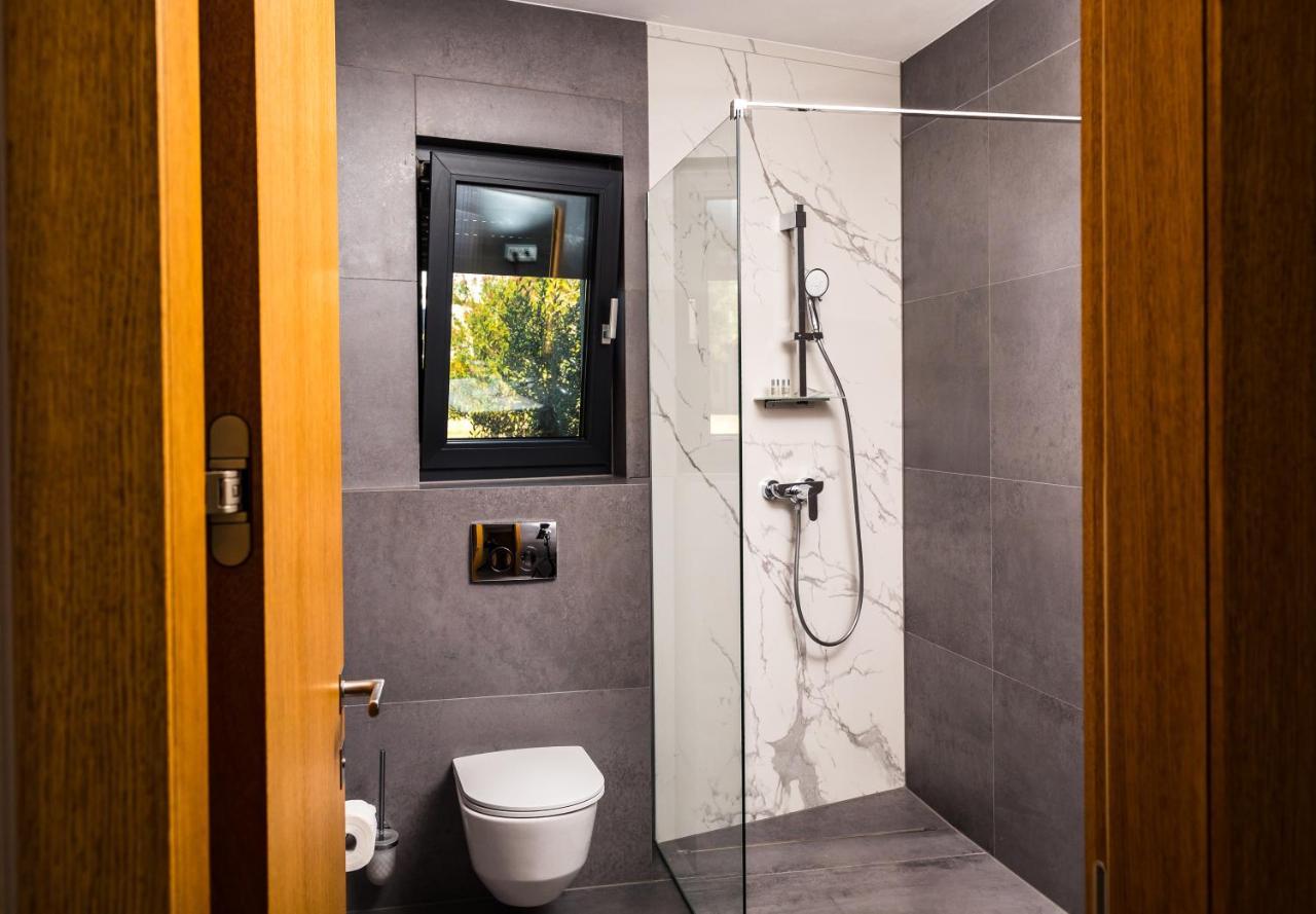 Appartamento Olive Tree Mansion Vir Esterno foto